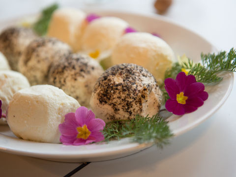 Biohof-Catering von joli mont. 